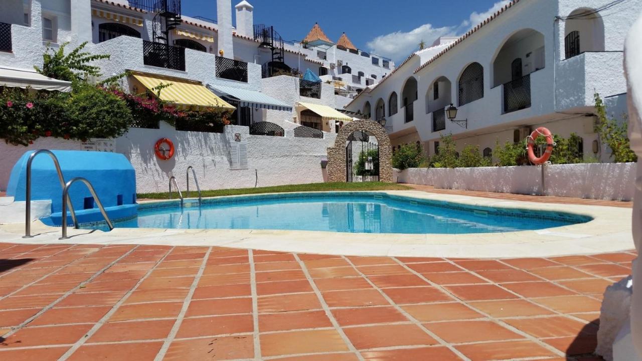 Apartment Verano Azul Nerja Phòng bức ảnh