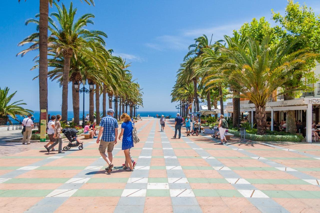 Apartment Verano Azul Nerja Phòng bức ảnh
