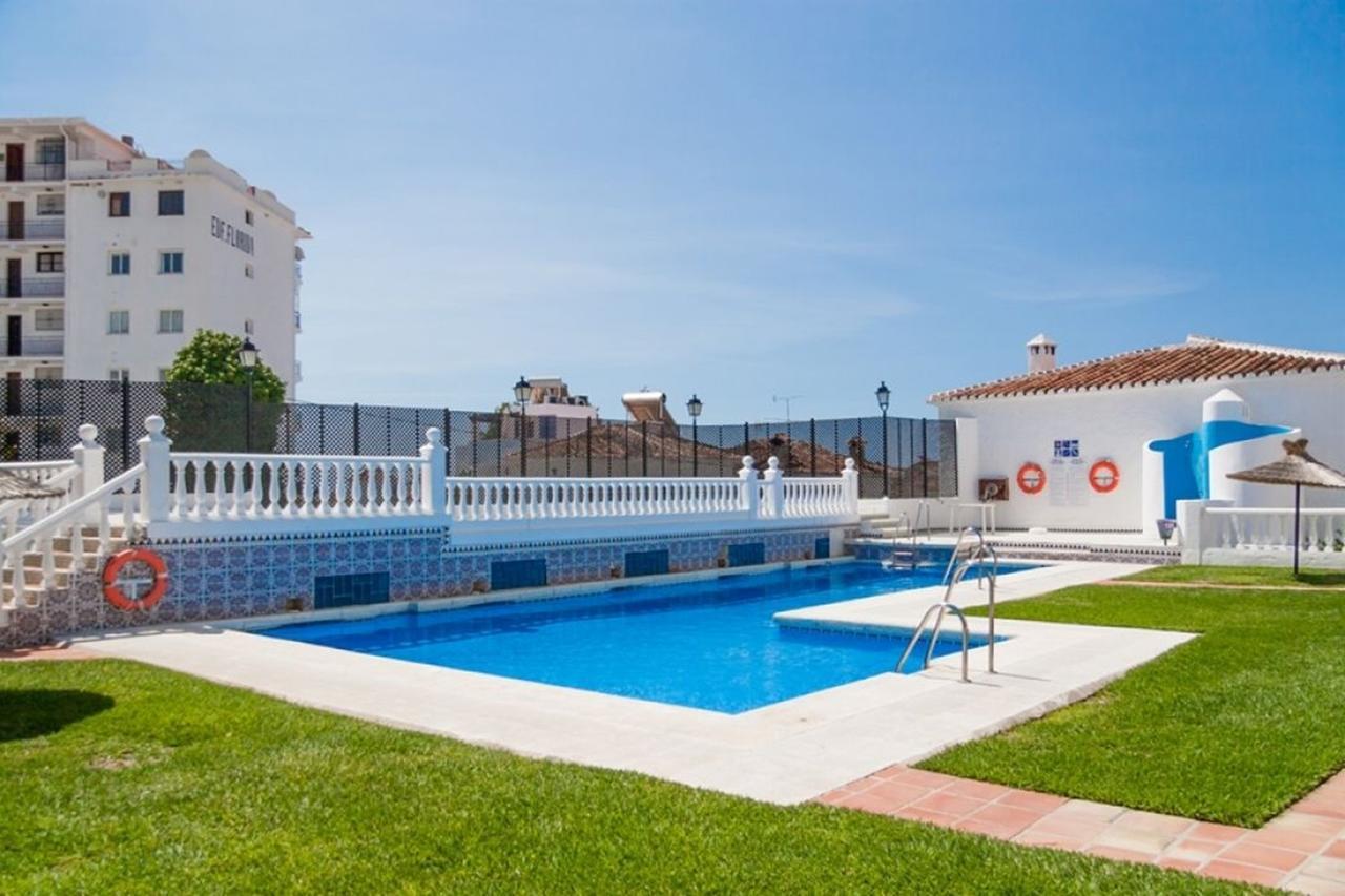 Apartment Verano Azul Nerja Phòng bức ảnh